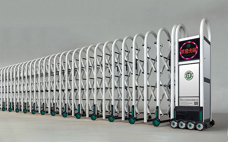 乐竞官方网页版：关于学校电动伸缩门高度标准